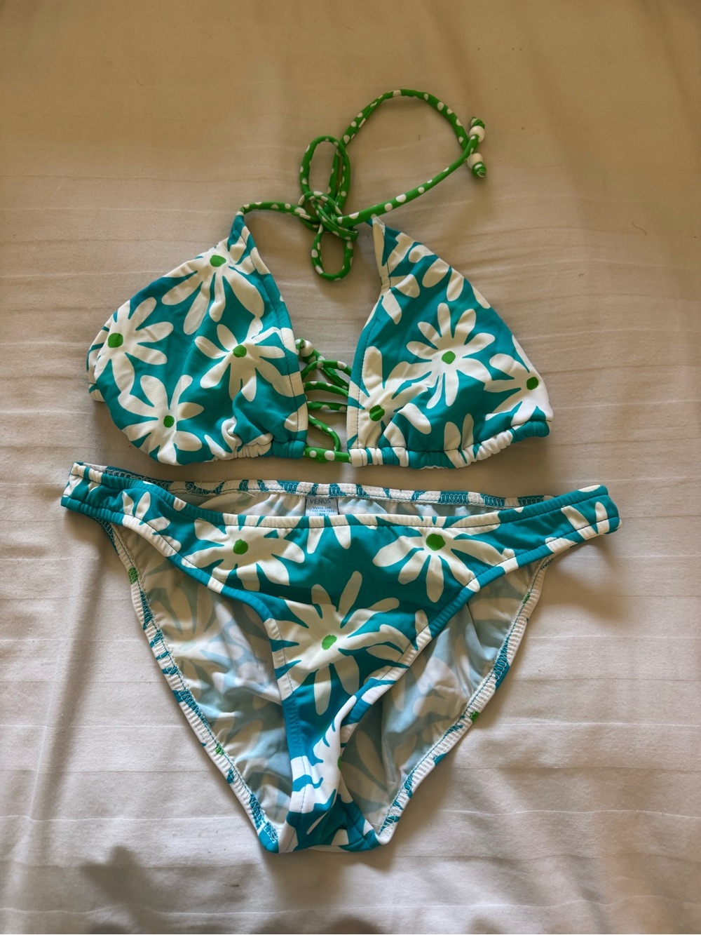 VENUS Turquoise Daisy Print Bikini Set size 10 Bottom size D Top